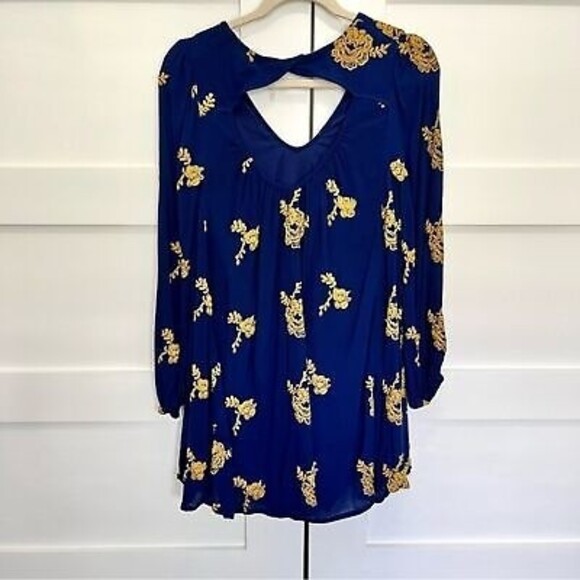 Free People Floral Embroidered Open Back Swing Dress Long Sleeve blue Small - Picture 3 of 8